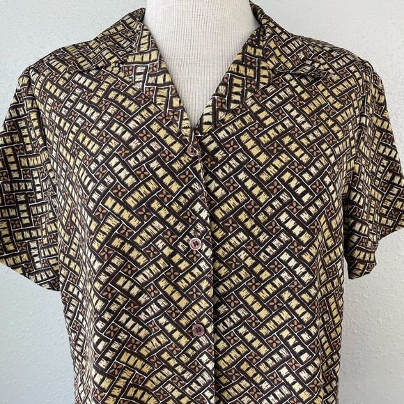 Notations Short Sleeve Button Down Shirt Size PL EUC - Picture 4 of 6